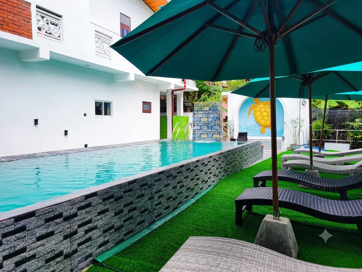 Outdoor pool at Sithujaya Green Mirissa